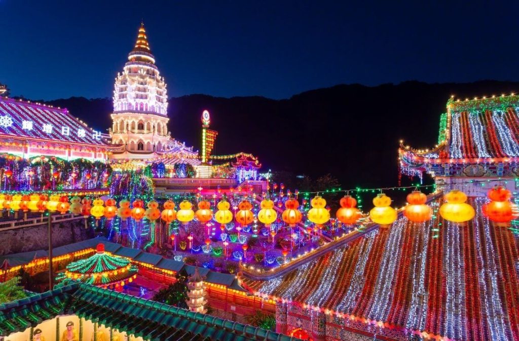 chinese new year malaysia temple