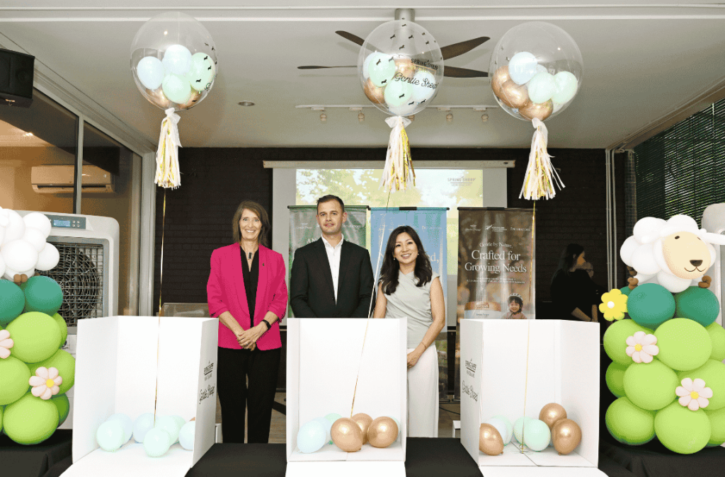 product launch on stage photo with balloons