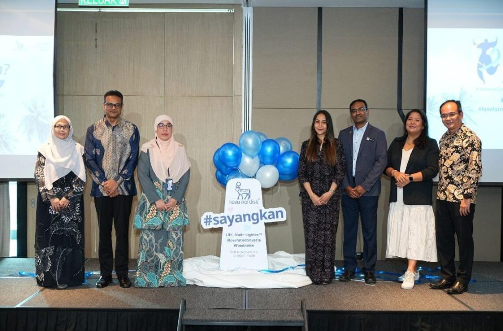 panel dicussion with medical professionals malaysia event group photo