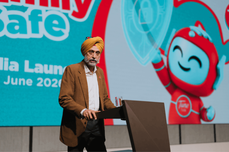 Gurtaj Singh Padda, Chief Executive Officer, Tune Talk deliver speech