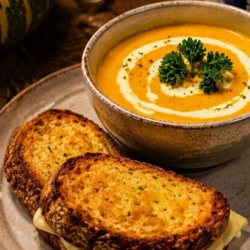 pumpkin soup & garlic spread toast recipe
