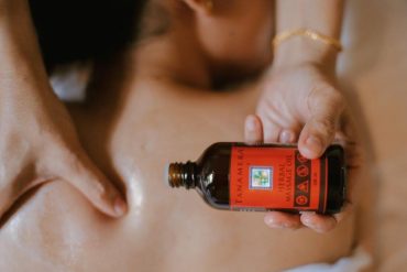 Tanamera Herbal Massage Oil
