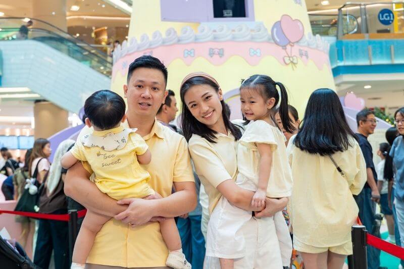 yellow outfits family matching