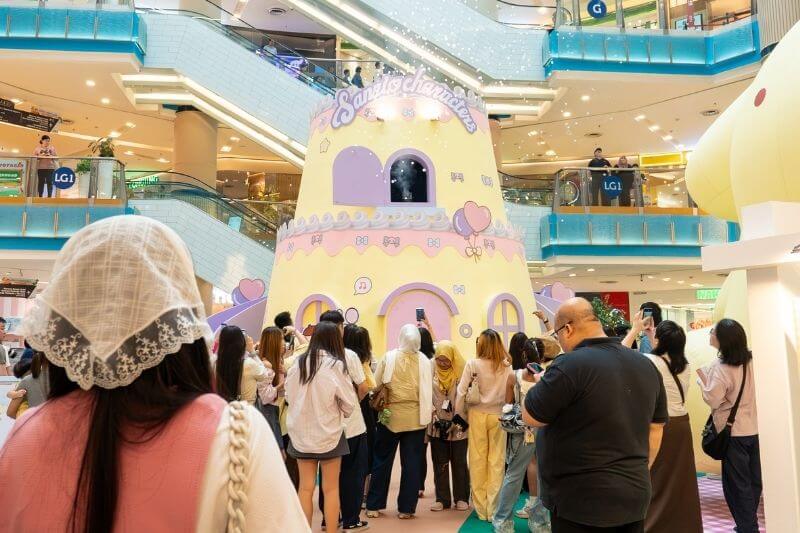 Sanrio Big Sweet Cake House Sunway Pyramid