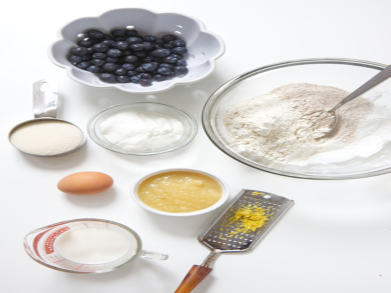 ingredients to make muffin