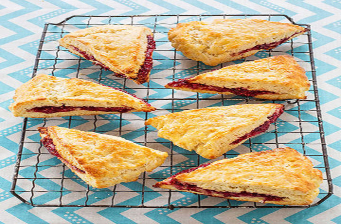 triangle shaped jam scones