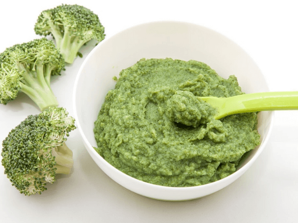 Makanan Bayi 6 Bulan: puri broccoli
