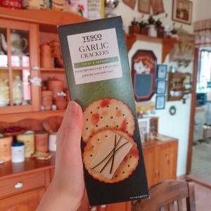 Tesco Garlic Crackers