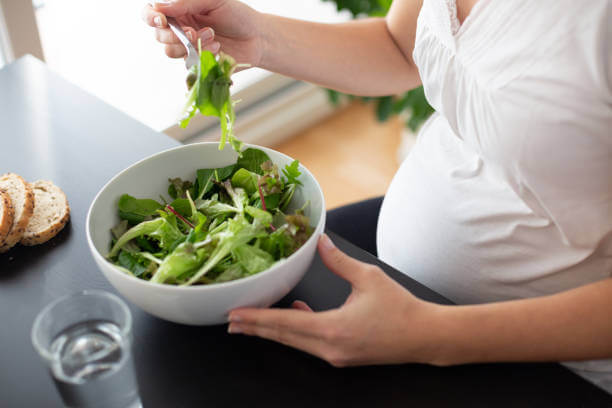 ibu mengandung makan sayur