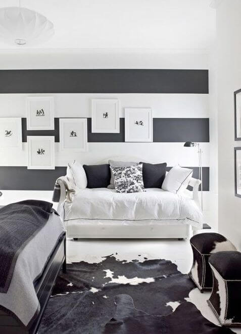dekorasi hitam putih untuk bilik tidur anak perempuan