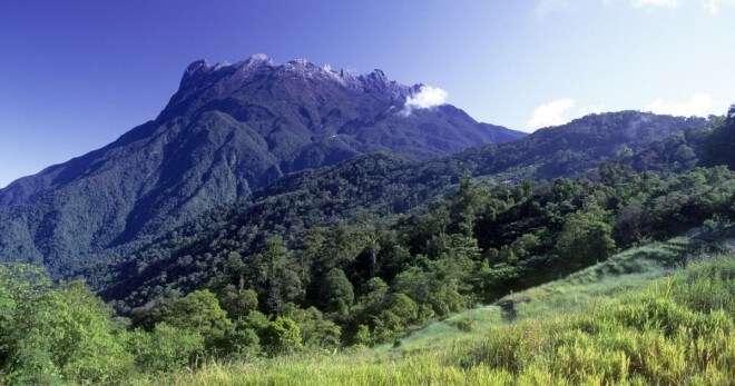 gunung kinabalu (tempat menarik di Malaysia)