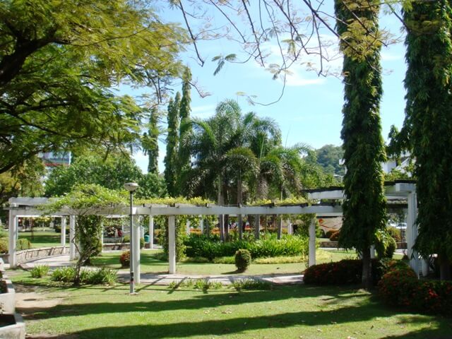 Taman Bandar (City Park) Kota Kinabalu