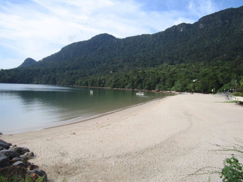 Pantai Damai