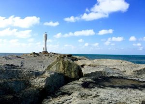 Rumah Api Pantai Senok