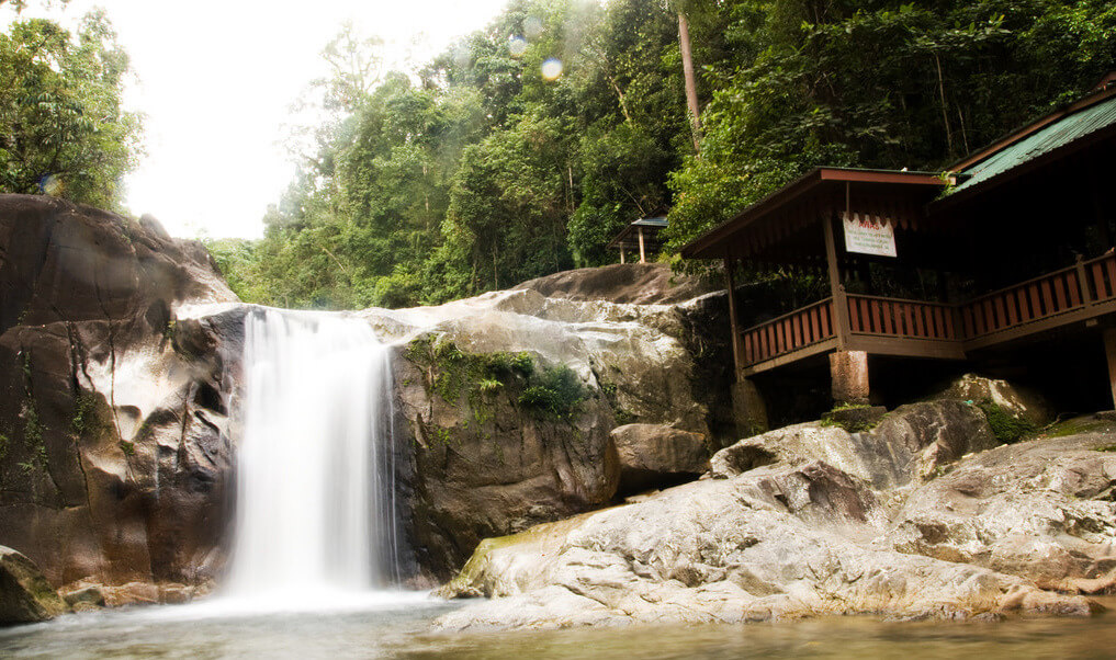 Air Terjun Sekayu