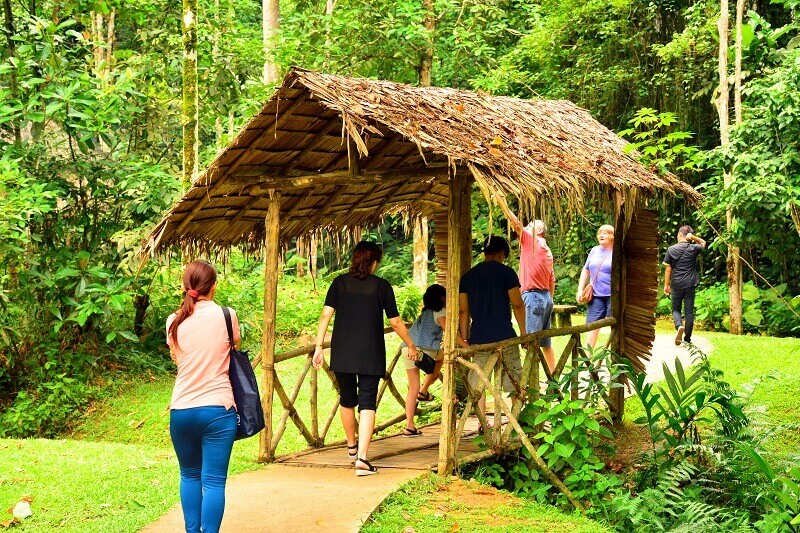 Kampung Budaya Mari Mari