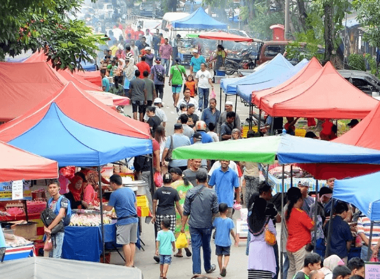 Bazar ramadhan taman rinting