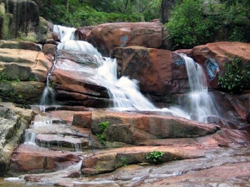 air terjun batu ferringhi