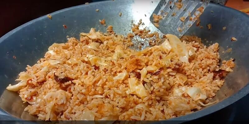 nasi goreng cili kering siap