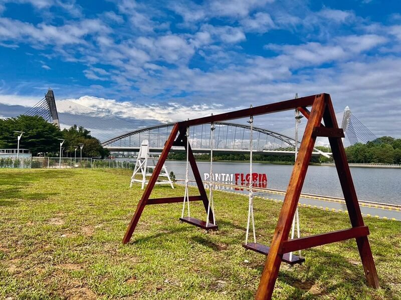 Pantai Floria - tempat menarik di Putrajaya