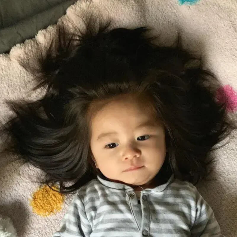 bayi rambut lebat