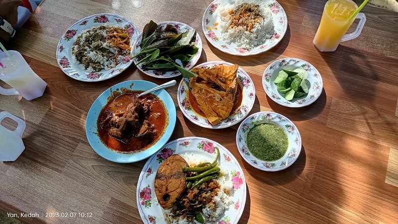 Restoran Bersila (Itik Goreng Bawang)