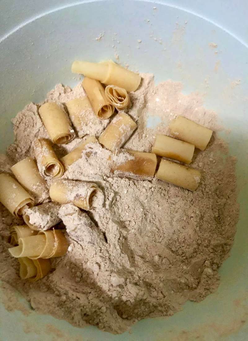 kuih kayu buruk