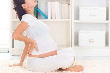 wanita sakit pinggang ketika hamil