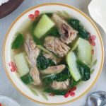 Tinola Ayam dengan Betik Mentah dan Malunggay