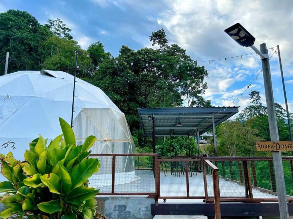 martini glamping park, tempat menarik di keningau, sabah