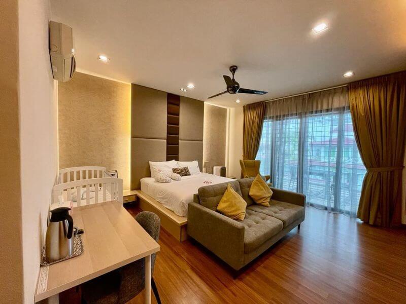 room zinnia fields post natal